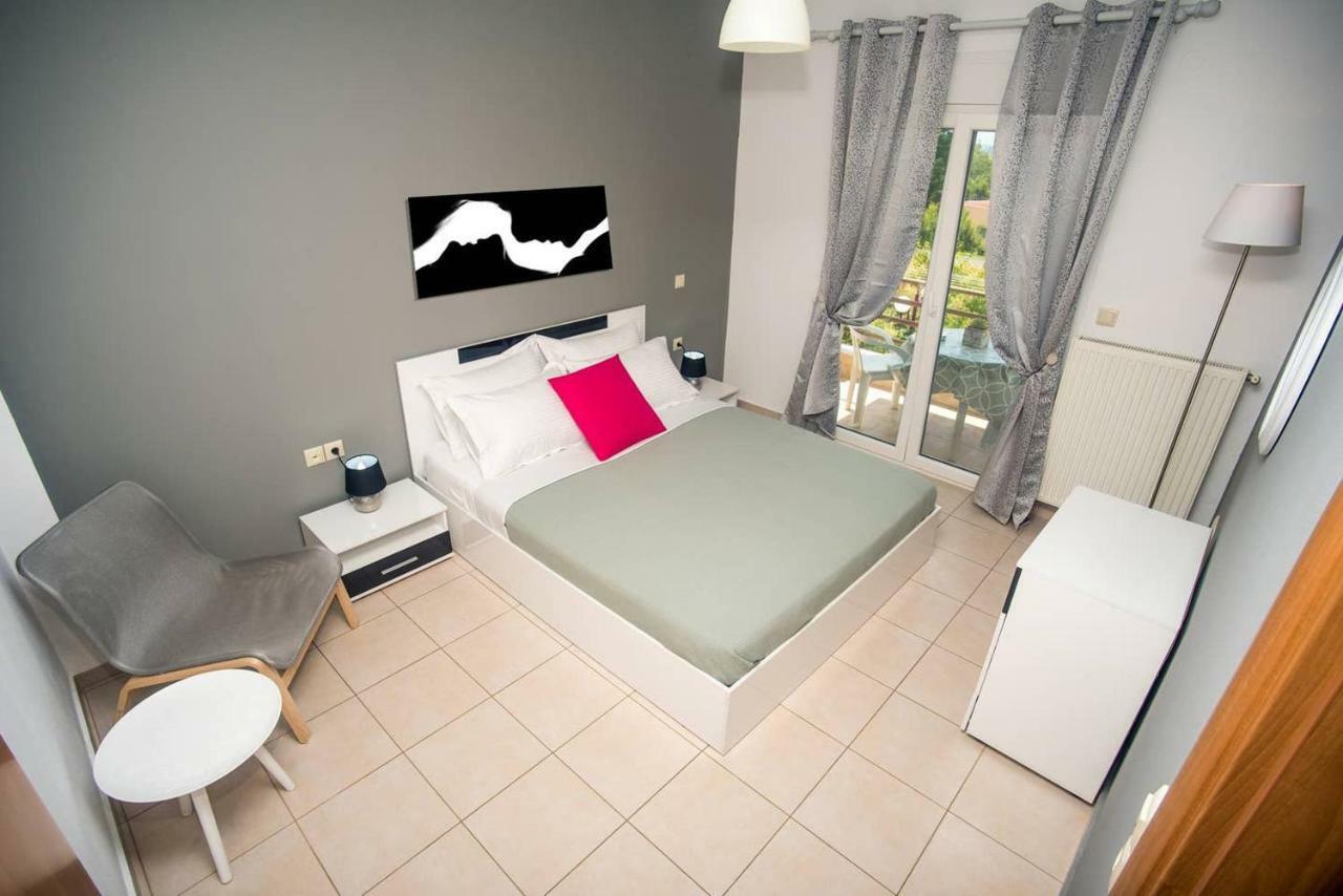 Ivi'S Kavala Apartment ภายนอก รูปภาพ